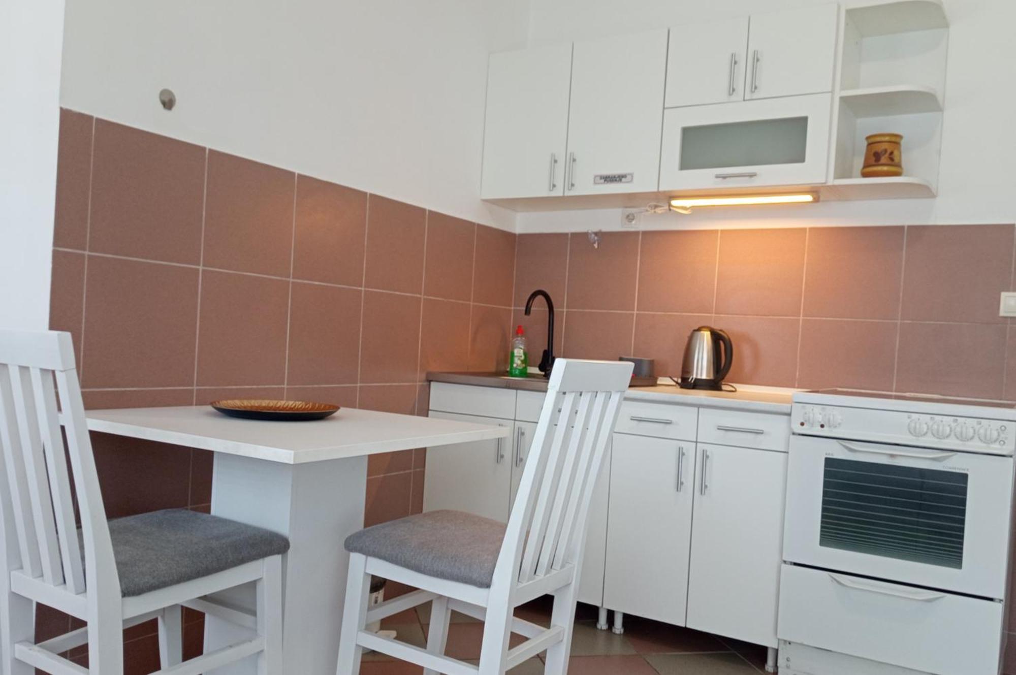 Easy Check In Apartments 021 Vladika Νόβι Σαντ Εξωτερικό φωτογραφία