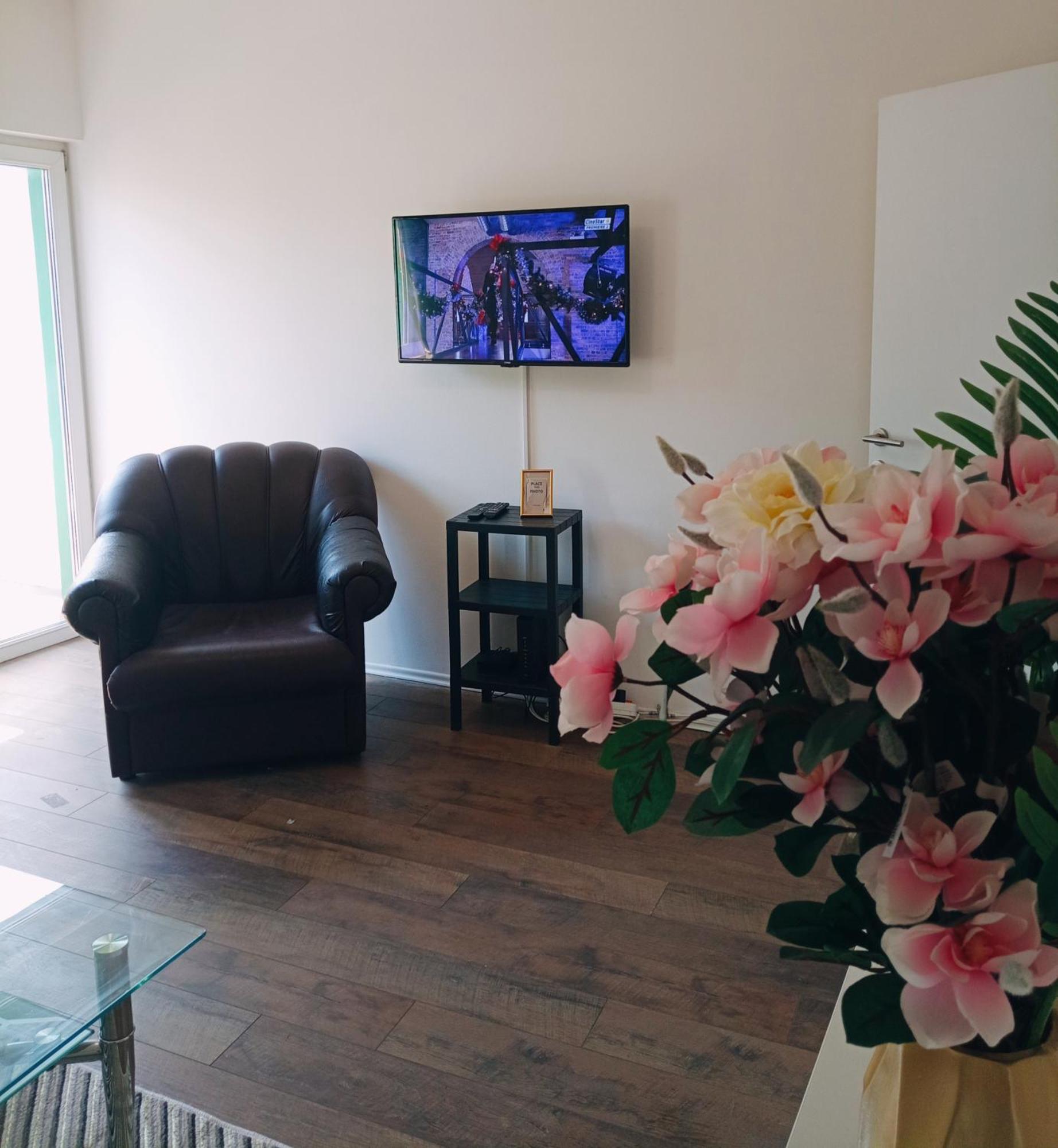 Easy Check In Apartments 021 Vladika Νόβι Σαντ Εξωτερικό φωτογραφία